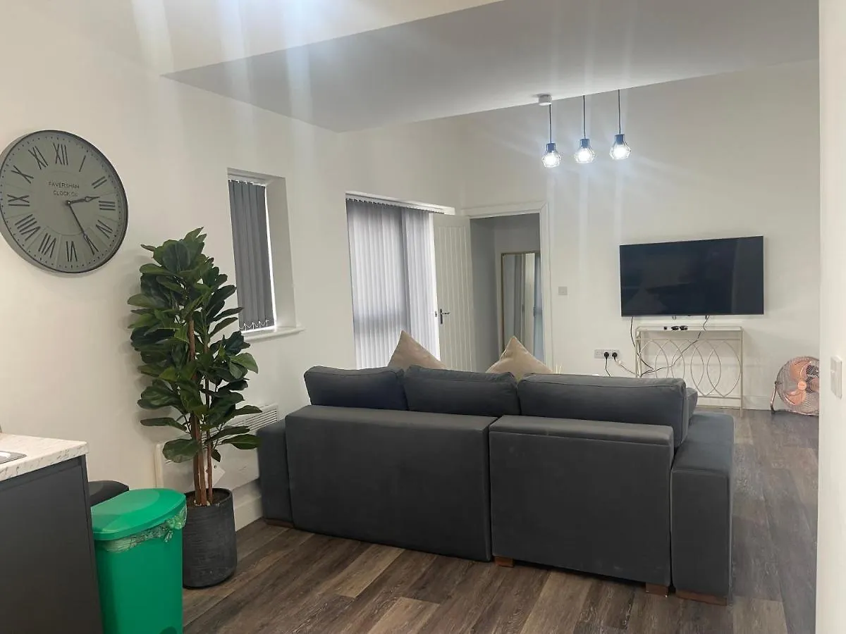 Sapphire Premier Apartments W/Secure Parking Cardiff
