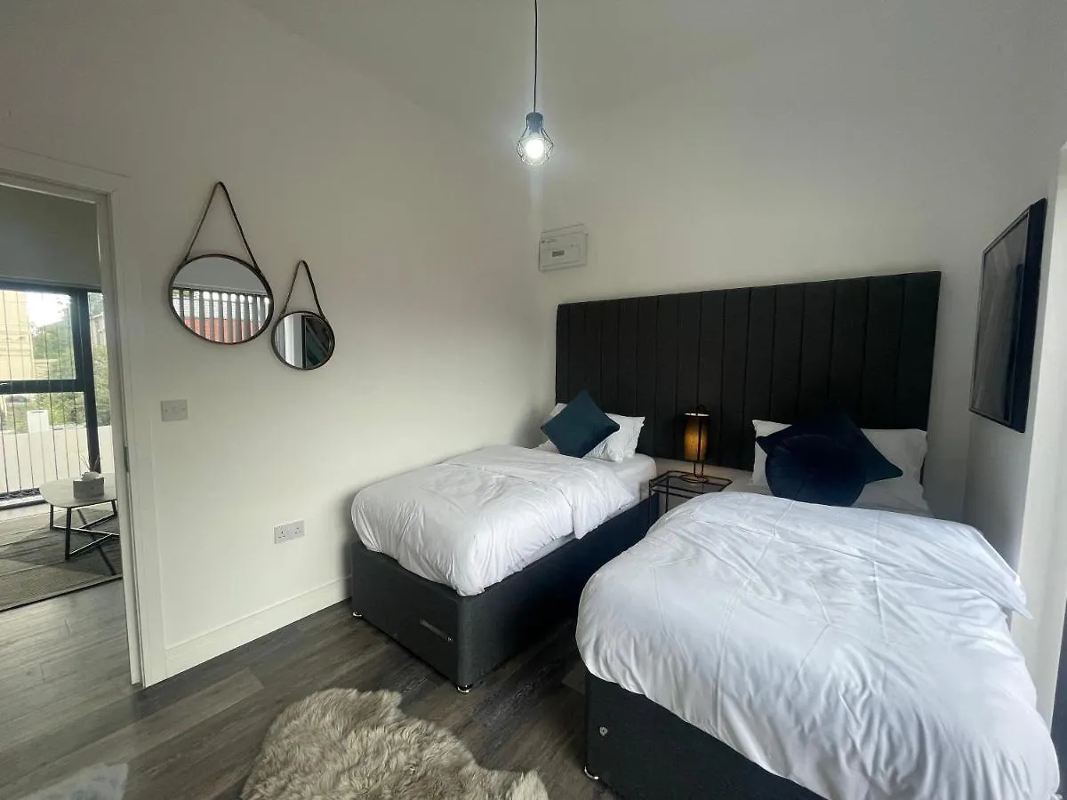 Sapphire Premier Apartments W/Secure Parking Cardiff
