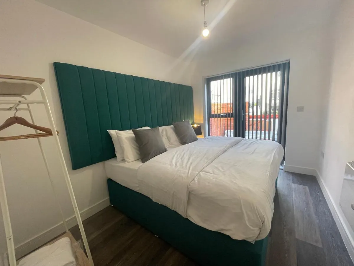 Sapphire Premier Apartments W/Secure Parking Cardiff