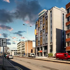 فندق Easyhotel, كارديف